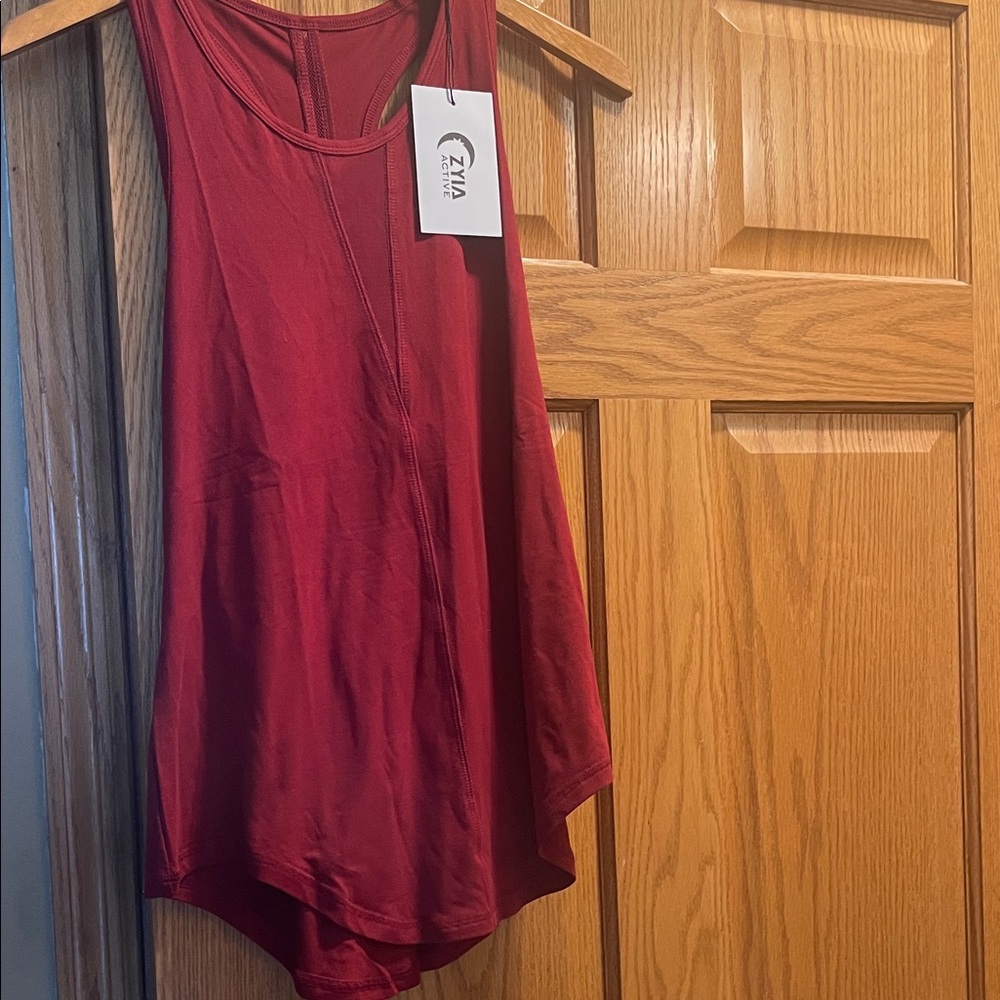 ZYIA Red Sleeveless Tank Top